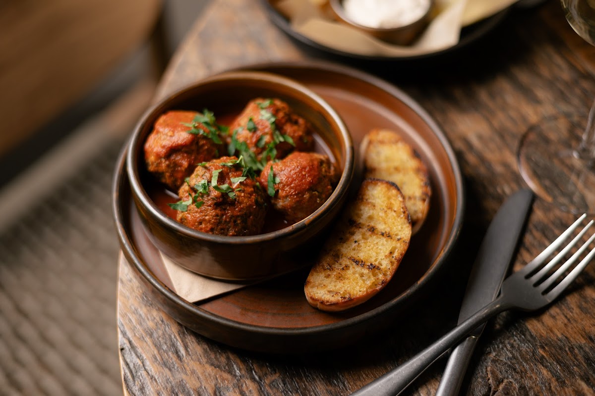 Olive Tree Brasserie Leeds — Restaurant