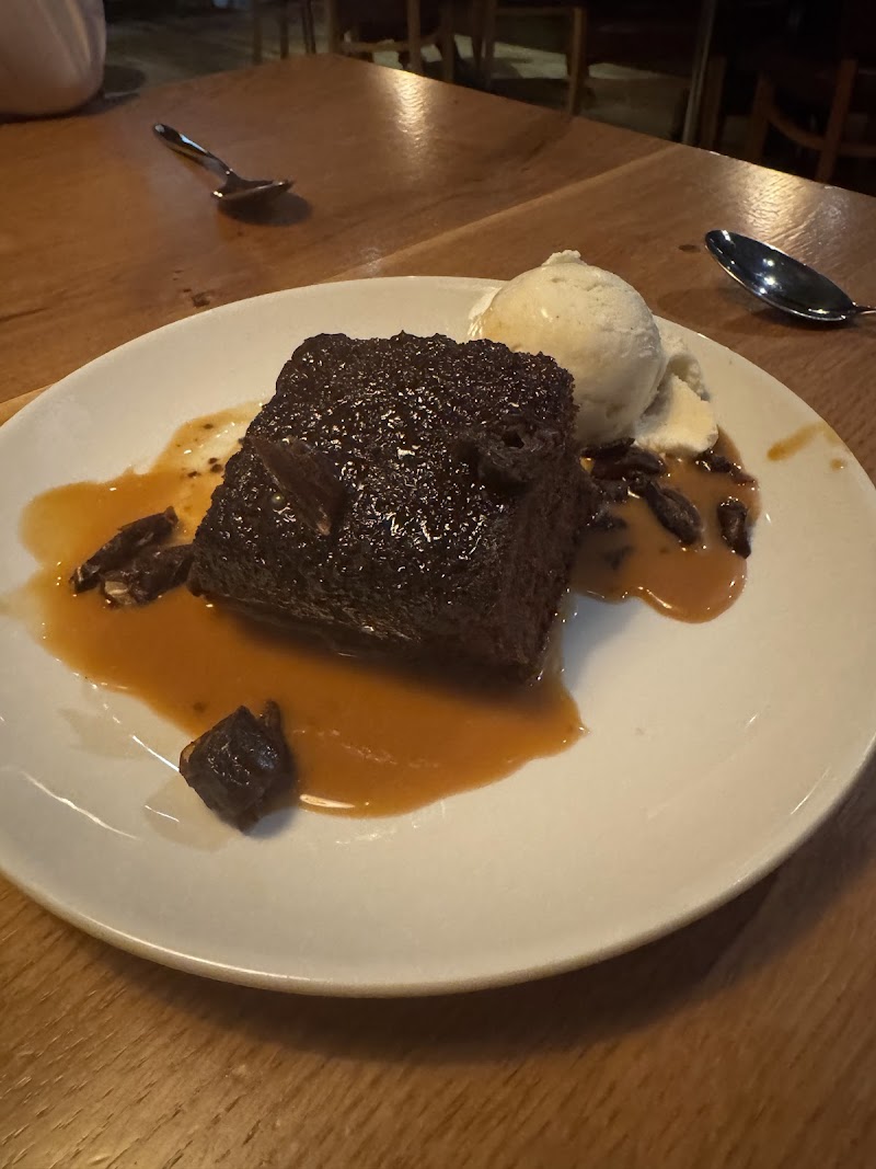 BLACKHOUSE GASTROBAR